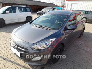 Hyundai i30 1.6i, 1.maj, Serv.kniha, ČR kombi