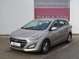 Hyundai i30 1,6 CRDi 81kW Weekend kombi kombi