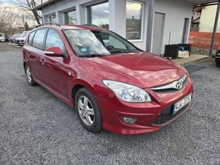 Hyundai i30 1.4 LPG kombi