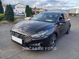Hyundai i30 1.5 DPi kombi