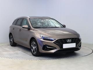 Hyundai i30 1.5 DPI 81kW kombi