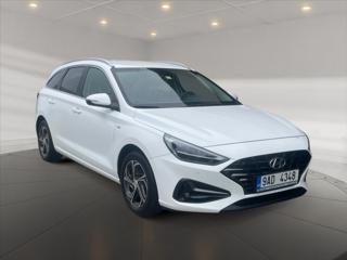 Hyundai i30 1,5 T-GDI Mild Hyb Smart kombi kombi