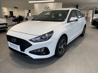 Hyundai i30 1,5 i CVVT Comfort MT Tažné kombi