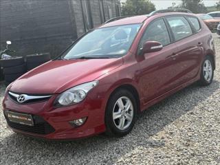 Hyundai i30 1,4 CVVT 1.MAJITEL ČR +KOLA kombi