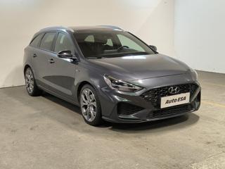 Hyundai i30 1.6 CRDi, 1.maj, ČR kombi