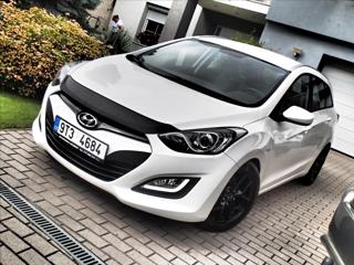 Hyundai i30 1,6 88Kw, ČR, Tažné kombi