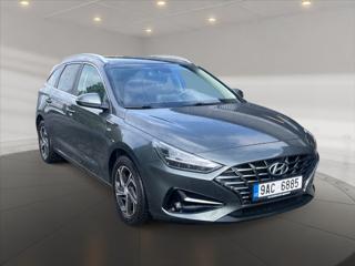 Hyundai i30 1,5 T-GDI Family Smart kombi