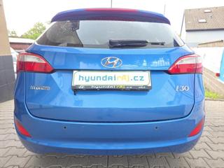 Hyundai i30 1.6-NÍZKÁ SPOTŘEBA- 5l/100km kombi - Foto 7