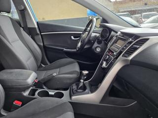 Hyundai i30 1.6-NÍZKÁ SPOTŘEBA- 5l/100km kombi - Foto 10