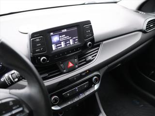 Hyundai i30 1,6 CRDi 81kW Trikolor tažné kombi - Foto 23