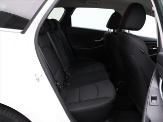 Hyundai i30 1,6 CRDI CZ 1.Maj. DPH kombi - Foto 12