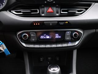Hyundai i30 1,6 CRDI CZ 1.Maj. DPH kombi - Foto 18