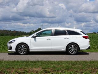 Hyundai i30 1.6 CRDi Automat CZ Style LED kombi - Foto 27