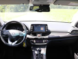 Hyundai i30 1.6 CRDi Automat CZ Style LED kombi - Foto 18