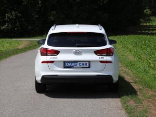 Hyundai i30 1.6 CRDi Automat CZ Style LED kombi - Foto 29