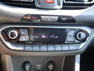 Hyundai i30 1,0 T-GDI 88kW Smart 1.Maj DPH kombi - Foto 21
