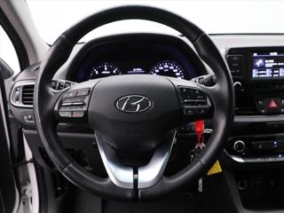 Hyundai i30 1,6 CRDi 81kW Trikolor tažné kombi - Foto 19