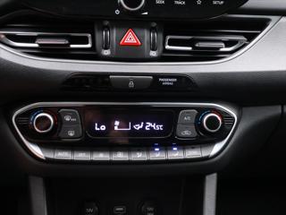 Hyundai i30 1,0 T-GDI 88kW Style DCT CZ DPH kombi - Foto 21