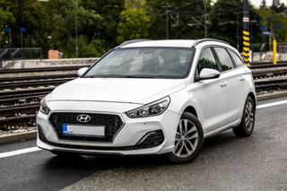 Hyundai i30 2018, 1598 ccm, 85 kW, nafta kombi