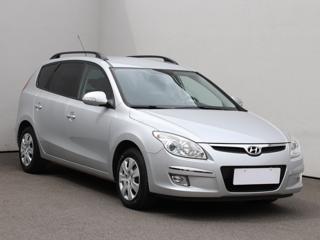 Hyundai i30 1.6 CVVT, ČR kombi