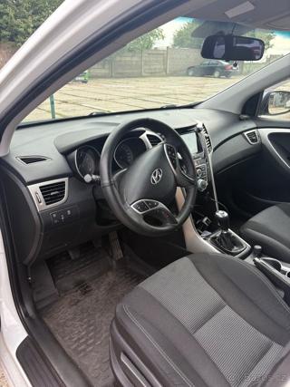 Hyundai i30 1,6 GDI (99 kW), 2017 kombi - Foto 7