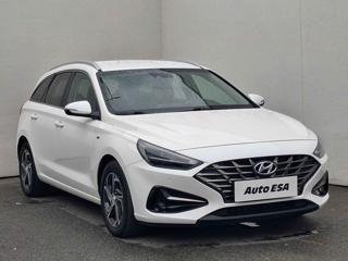 Hyundai i30 1.5 T-GDi, 1.maj, Serv.kniha kombi