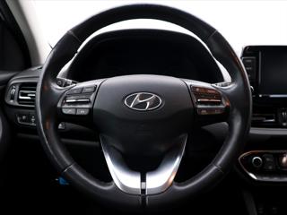 Hyundai i30 1,6 CRDi 85kW Smart LED CZ kombi - Foto 17