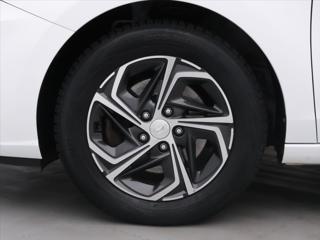Hyundai i30 1,6 CRDi 85kW Smart LED CZ kombi - Foto 29