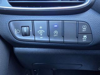 Hyundai i30 1.6CRDi COMFORT LED KAMERA NAV kombi - Foto 21