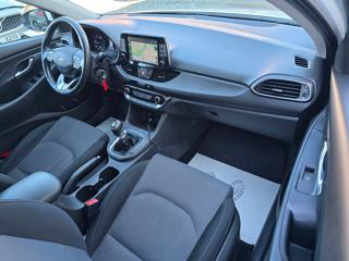 Hyundai i30 1.6CRDi COMFORT LED KAMERA NAV kombi - Foto 11