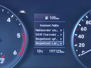 Hyundai i30 1.6CRDi COMFORT LED KAMERA NAV kombi - Foto 18
