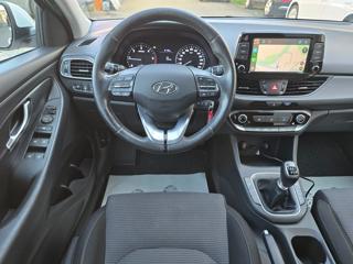 Hyundai i30 1.6CRDi COMFORT LED KAMERA NAV kombi - Foto 9