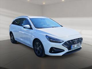Hyundai i30 1,6 CRDi Smart AT kombi
