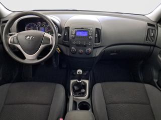 Hyundai i30 1.6 CRDi 66kW kombi - Foto 9