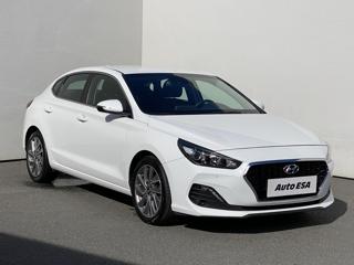 Hyundai i30 1.4 T-GDi, 1.maj, Serv.kniha liftback