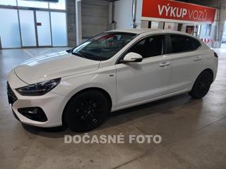 Hyundai i30 1.4Tg-ID, 1.maj, Serv.kniha liftback
