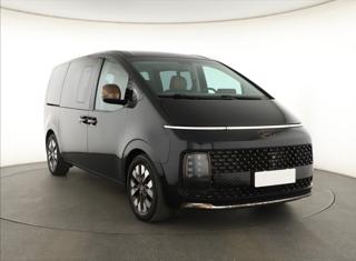 Hyundai Staria 2.2 CRDi 130kW minibus