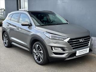 Hyundai Tucson 2,0 CRDI 4x4 maximální výbava SUV