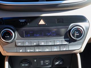 Hyundai Tucson 1,6 CRDI 100 kW 4x4 LED CZ SUV - Foto 24