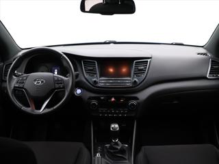 Hyundai Tucson 1,7 CRDI 85 kW Best of Czech SUV - Foto 23