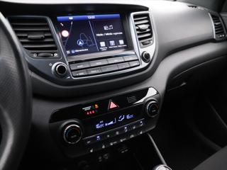 Hyundai Tucson 1,7 CRDI 85 kW Best of Czech SUV - Foto 19