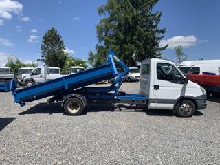 Iveco Daily 35C15 novy nosič kontejneru N1 nosič kontejneru