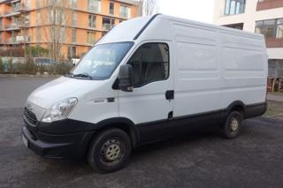 Iveco Daily 2,3JTDH3 3300 ČR ! -21%DPH !!! skříň