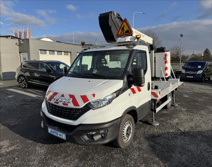 Vůz s VIN ZCFCG35A30D653077