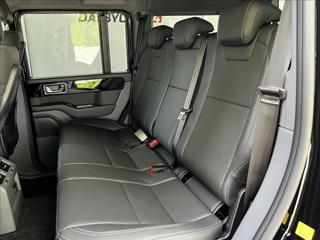 INEOS Grenadier 3,0 BLACK EDITION, benzín,MY26 terénní - Foto 10