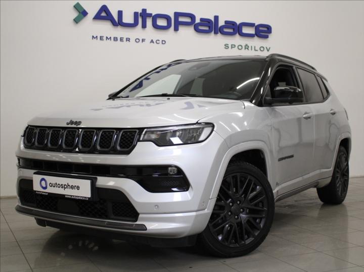 Vůz s VIN ZACNJEE17MPR62536