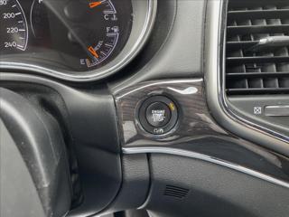 Jeep Grand Cherokee 3,0 CRD Overland*Panorama Klimat.Sedadla*Navi*Xenon*e. Kufr*ACC*Kamera* Uzávěrka! terénní - Foto 47