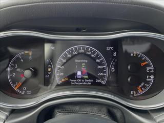 Jeep Grand Cherokee 3,0 CRD Overland*Panorama Klimat.Sedadla*Navi*Xenon*e. Kufr*ACC*Kamera* Uzávěrka! terénní - Foto 14