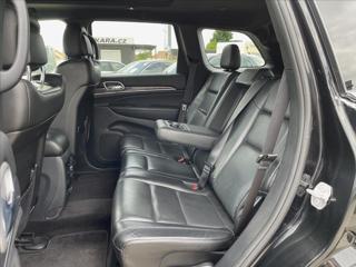 Jeep Grand Cherokee 3,0 CRD Overland*Panorama Klimat.Sedadla*Navi*Xenon*e. Kufr*ACC*Kamera* Uzávěrka! terénní - Foto 35