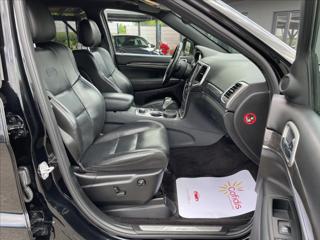 Jeep Grand Cherokee 3,0 CRD Overland*Panorama Klimat.Sedadla*Navi*Xenon*e. Kufr*ACC*Kamera* Uzávěrka! terénní - Foto 30